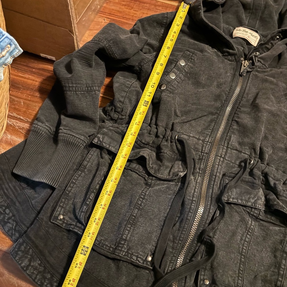 We The‎ Free Black Hooded Utility Jacket Medium Washed Cotton Parka - Picture 3 of 6